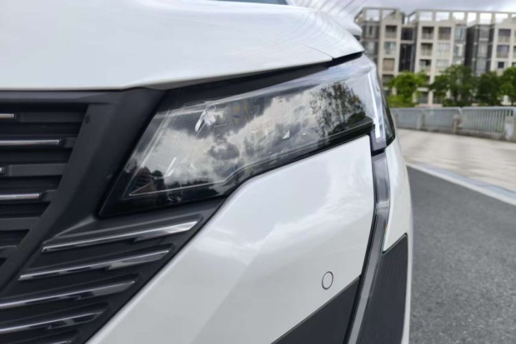 Used Peugeot 408 2022 1.6T Light-Chasing Edition Exterior 7