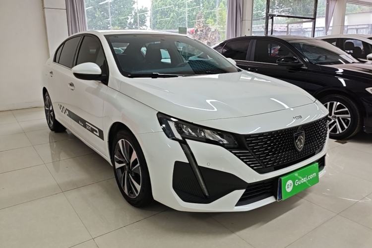 Used Peugeot 408 2022 1.6T Light-Chasing Edition Front Right 45 Deg