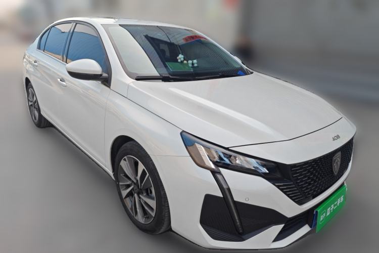 Used Peugeot 408 2022 1.6T Light-Chasing Edition Front Right 45 Deg