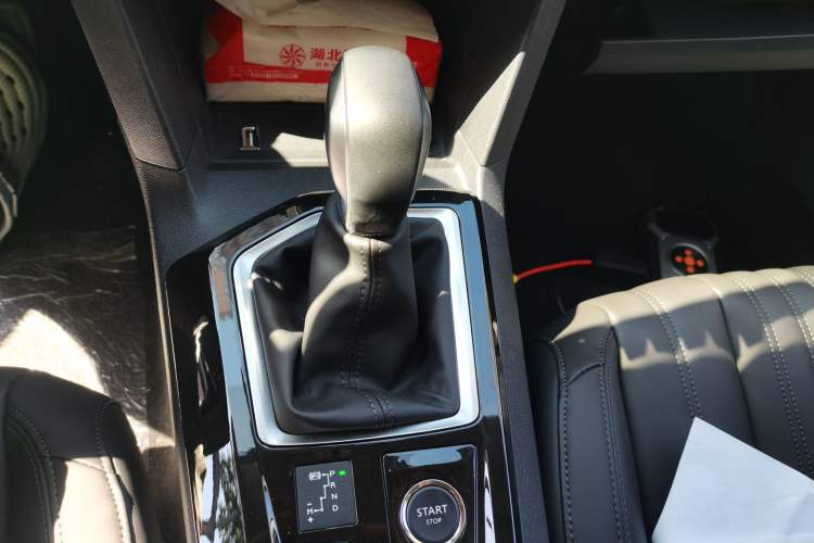 Used Peugeot 408 2022 1.6T Ambition Edition Gear Lever