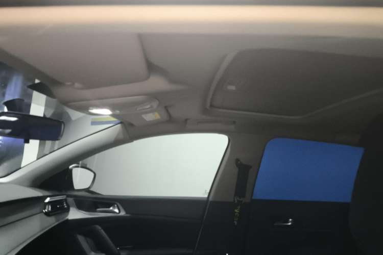 Used Peugeot 408 2022 1.6T Ambition Edition Headliner