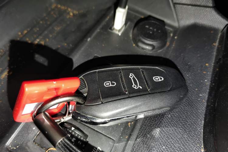 Used Peugeot 408 2022 1.6T Dream Edition Interior 1