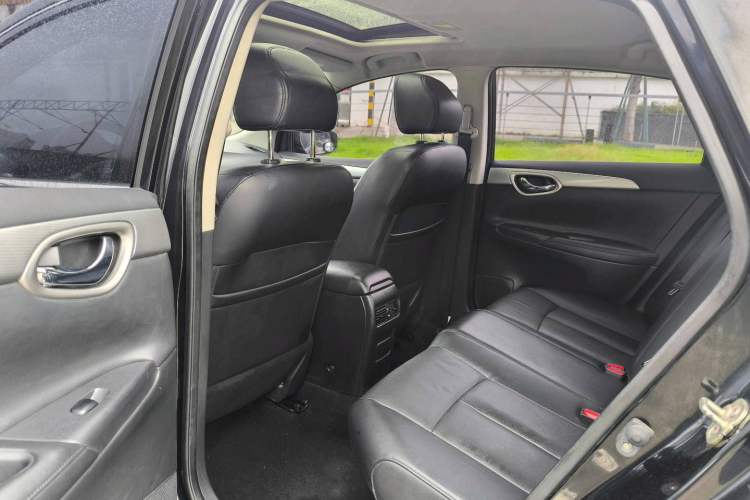Used Peugeot 408 2022 1.6T Light-Chasing Edition Interior 2