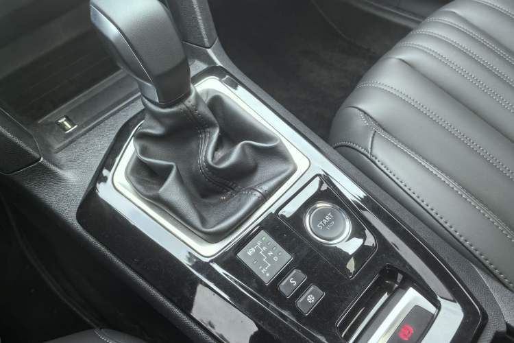 Used Peugeot 408 2022 1.6T Ambition Edition Interior 3