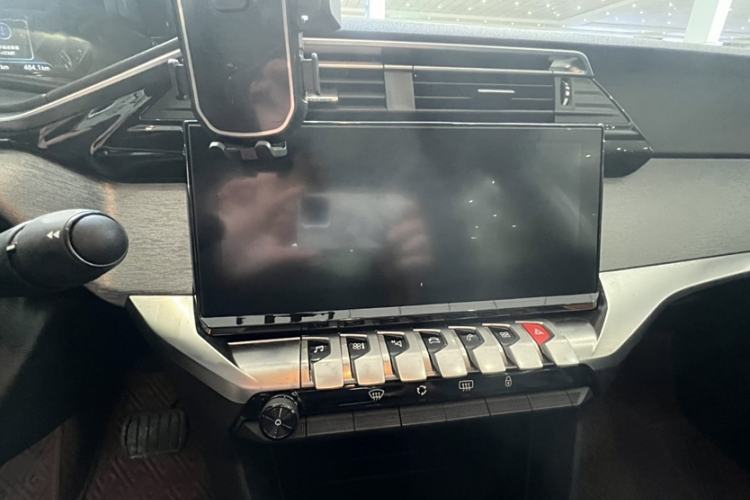 Used Peugeot 408 2022 1.6T Light-Chasing Edition Interior 5