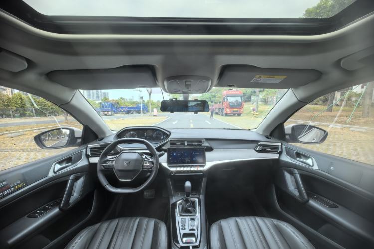 Used Peugeot 408 2022 1.6T Ambition Edition Interior 6