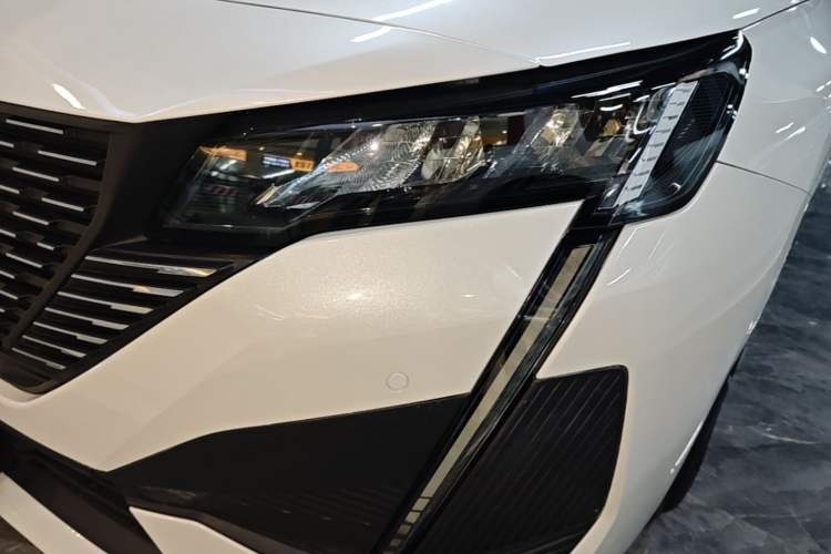 Used Peugeot 408 2022 1.6T Light-Chasing Edition Left Front Headlight
