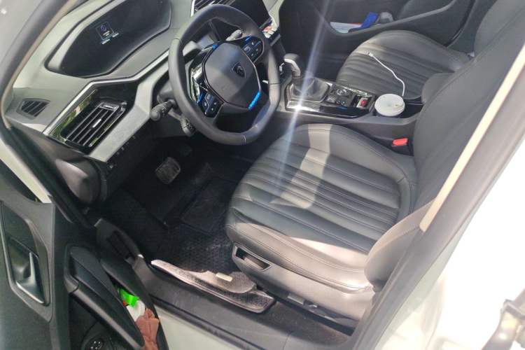 Used Peugeot 408 2022 1.6T Light-Chasing Edition Left Front Seat