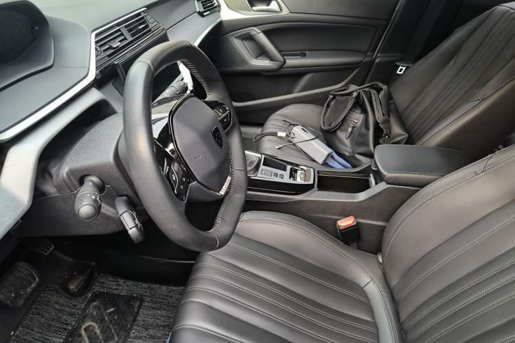 Used Peugeot 408 2022 1.6T Ambition Edition Left Front Seat