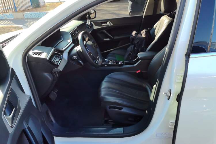 Used Peugeot 408 2022 1.6T Dream Edition Left Front Seat