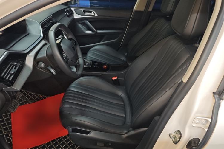 Used Peugeot 408 2022 1.6T Light-Chasing Edition Left Front Seat