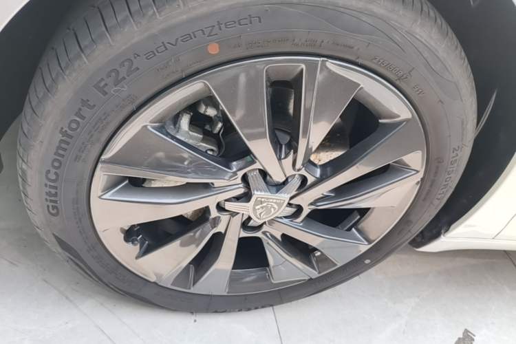Used Peugeot 408 2022 1.6T Ambition Edition Left Front Wheel Hub