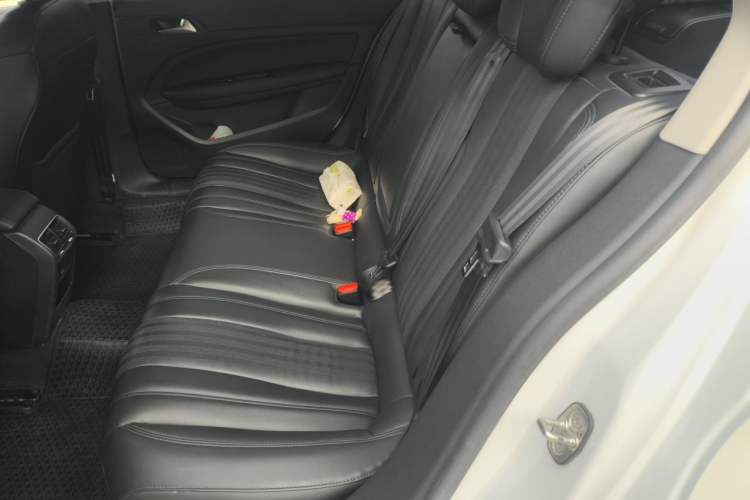 Used Peugeot 408 2022 1.6T Dream Edition Left Rear Seat