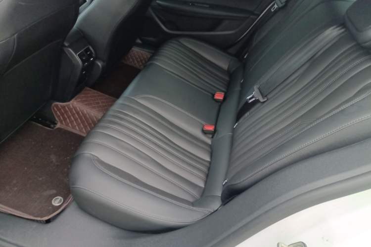 Used Peugeot 408 2022 1.6T Light-Chasing Edition Left Rear Seat