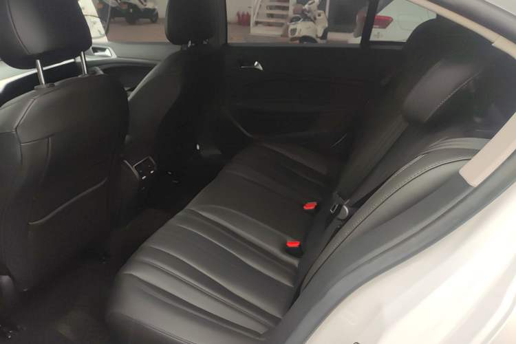 Used Peugeot 408 2022 1.6T Dream Edition Left Rear Seat
