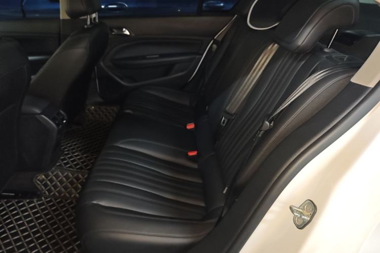 Used Peugeot 408 2022 1.6T Light-Chasing Edition Left Rear Seat