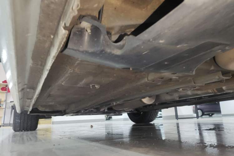 Used Peugeot 408 2022 1.6T Light-Chasing Edition Left Side Sill