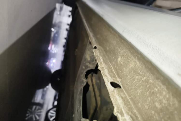 Used Peugeot 408 2022 1.6T Light-Chasing Edition Left Side Sill