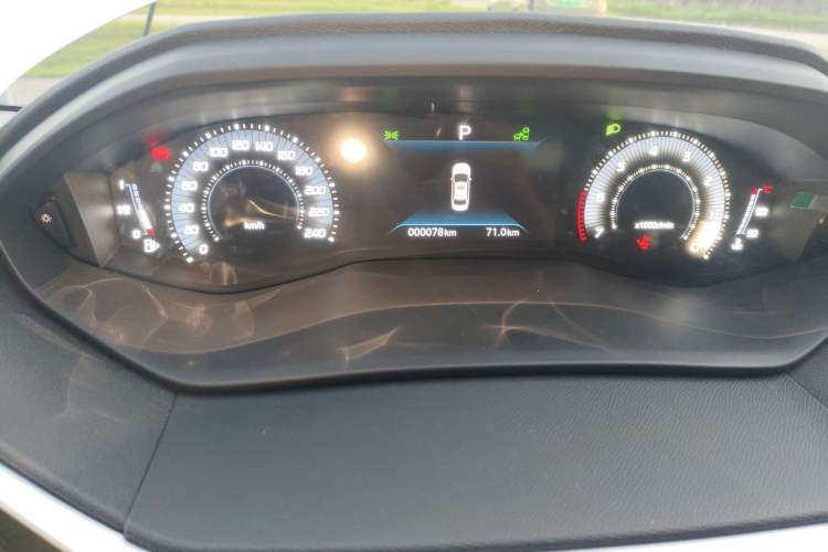 Used Peugeot 408 2022 1.6T Dream Edition Odometer Close Up