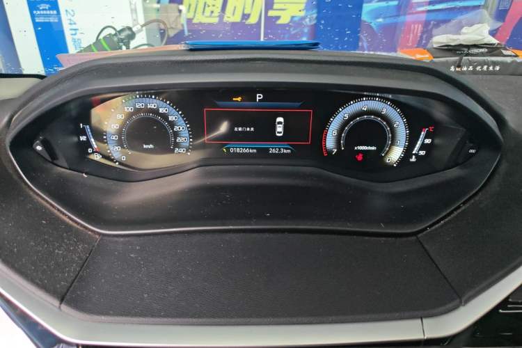 Used Peugeot 408 2022 1.6T Light-Chasing Edition Odometer Close Up