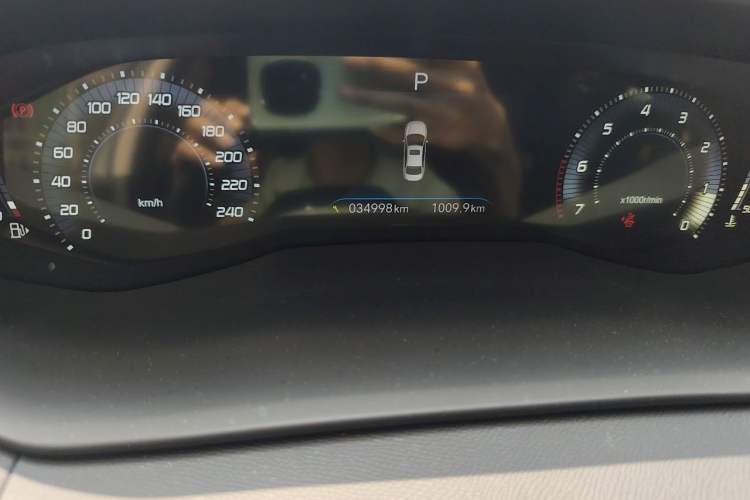 Used Peugeot 408 2022 1.6T Ambition Edition Odometer Close Up