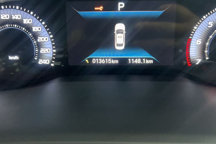 Used Peugeot 408 2022 1.6T Light-Chasing Edition Odometer Close Up