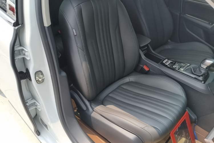 Used Peugeot 408 2022 1.6T Ambition Edition Right Front Seat