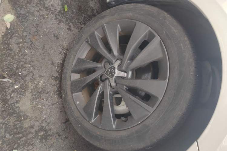 Used Peugeot 408 2022 1.6T Ambition Edition Right Front Wheel Hub