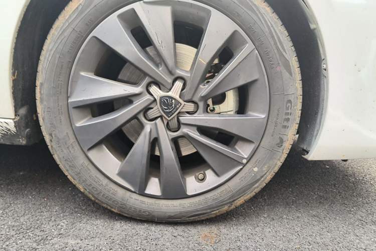 Used Peugeot 408 2022 1.6T Ambition Edition Right Front Wheel Hub