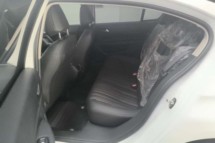 Used Peugeot 408 2022 1.6T Light-Chasing Edition Right Rear Seat