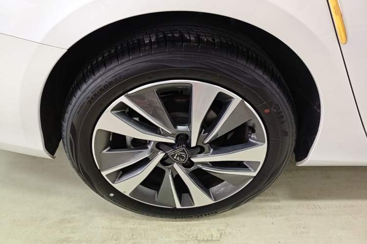 Used Peugeot 408 2022 1.6T Light-Chasing Edition Right Rear Wheel Hub