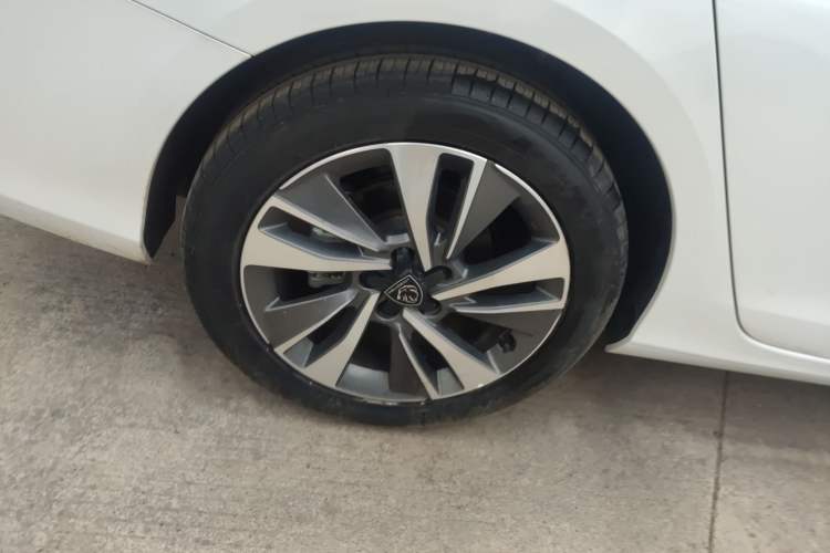 Used Peugeot 408 2022 1.6T Dream Edition Right Rear Wheel Hub