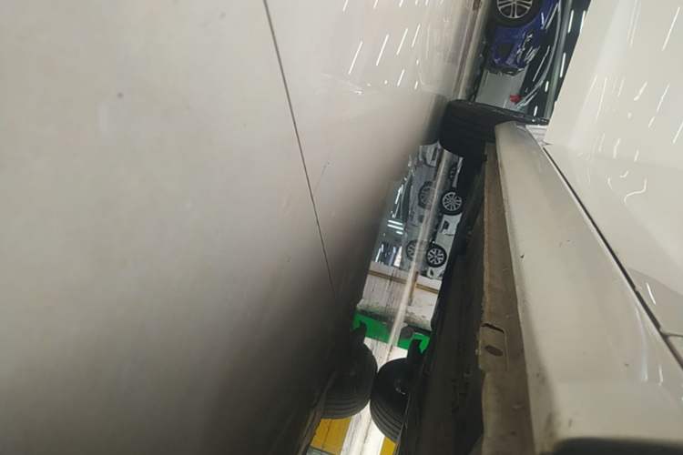Used Peugeot 408 2022 1.6T Ambition Edition Right Side Sill