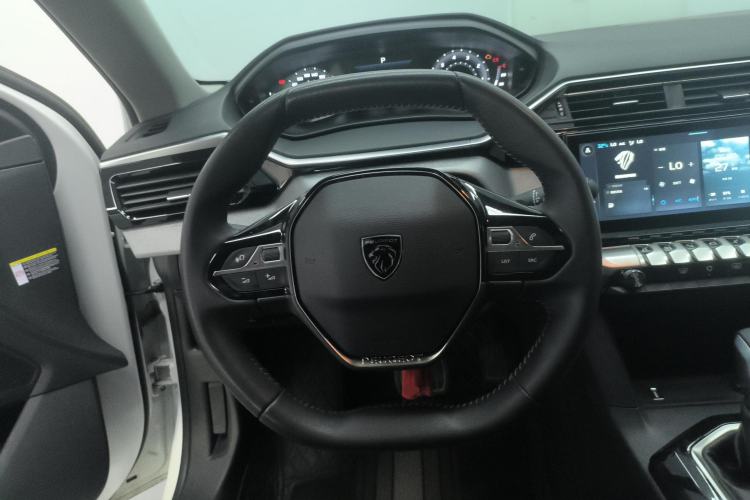 Used Peugeot 408 2022 1.6T Light-Chasing Edition Steering Wheel