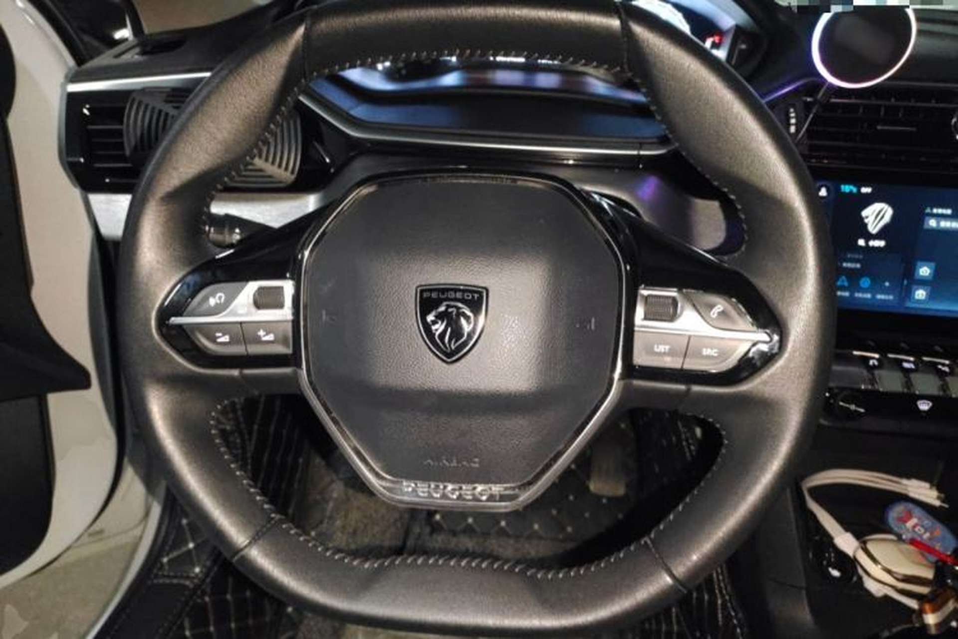 Used Peugeot 408 2022 1.6T Dream Edition Steering Wheel