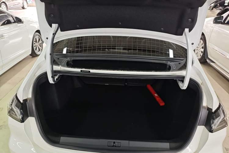 Used Peugeot 408 2022 1.6T Light-Chasing Edition Trunk