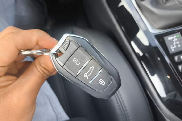 Used Peugeot 408 2022 1.6T Dream Edition Vehicle Key