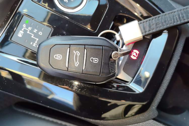 Used Peugeot 408 2022 1.6T Dream Edition Vehicle Key