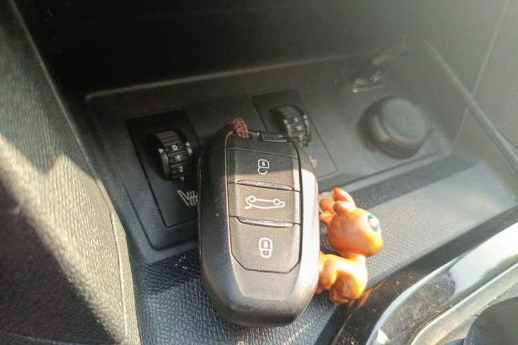 Used Peugeot 408 2022 1.6T Dream Edition Vehicle Key