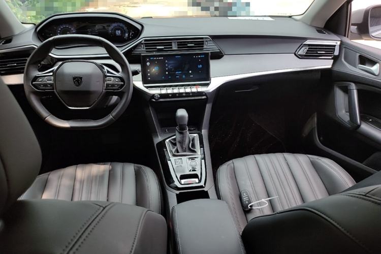 Used Peugeot 408 2024 360THP "Da Da" Model – Latou Edition Center Console