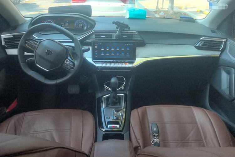 Used Peugeot 408 2024 360THP "Da Da" Model – Latou Edition Center Console
