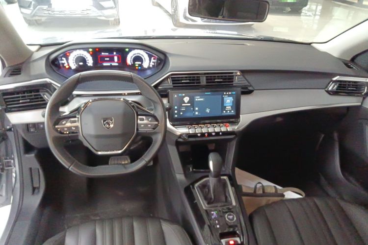 Used Peugeot 408 2024 360THP "Da Da" Edition – Romani Version Center Console
