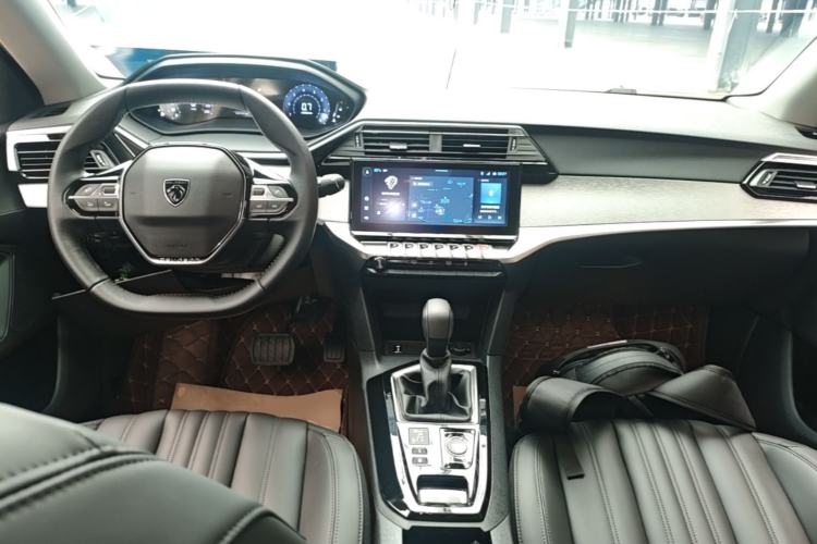 Used Peugeot 408 2024 360THP "Da Da" Model – Latou Edition Center Console