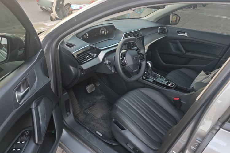 Used Peugeot 408 2024 360THP "Da Da" Edition – Romani Version Driver Seat