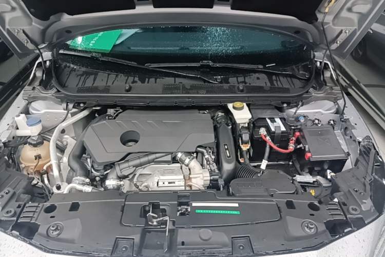 Used Peugeot 408 2024 360THP DaDa Edition - Laffite Version Engine Bay