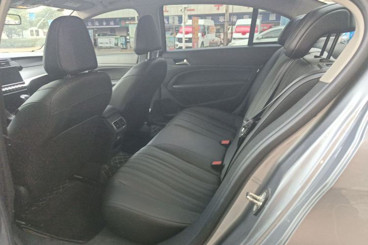 Used Peugeot 408 2024 360THP "Da Da" Model – Latou Edition Interior 4