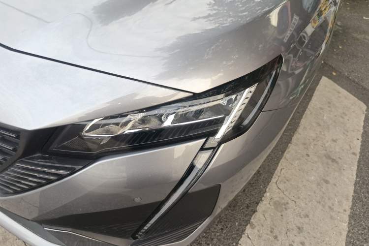 Used Peugeot 408 2024 360THP "Da Da" Model – Latou Edition Left Front Headlight