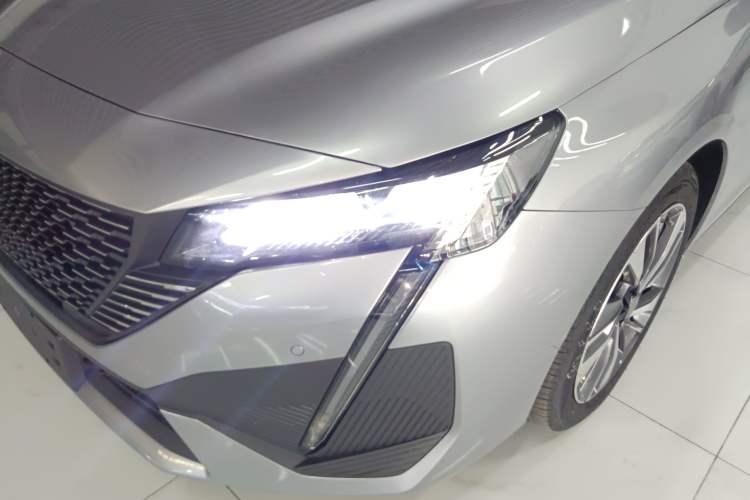Used Peugeot 408 2024 360THP "Da Da" Edition – Romani Version Left Front Headlight