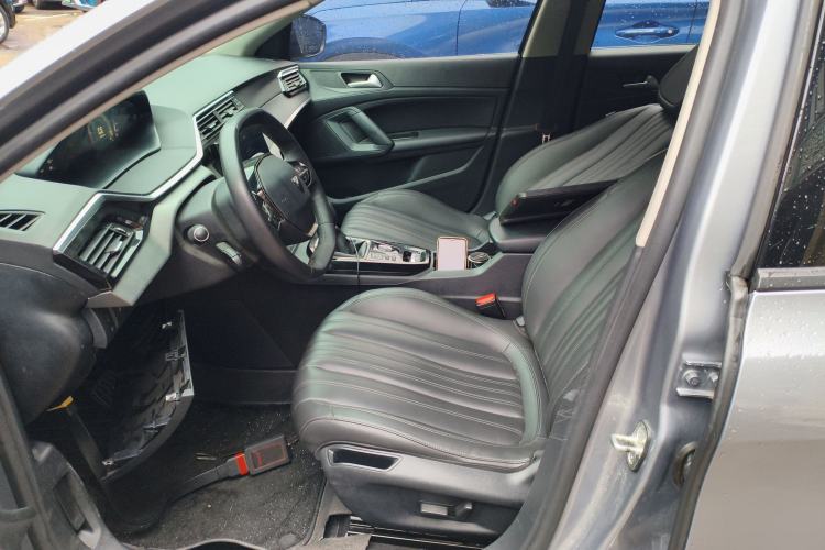 Used Peugeot 408 2024 360THP "Da Da" Edition – Romani Version Left Front Seat
