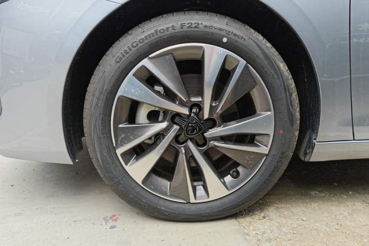 Used Peugeot 408 2024 360THP "Da Da" Model – Latou Edition Left Front Wheel Hub